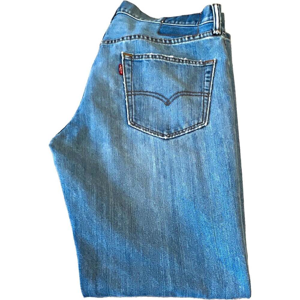 Levi's Men's Blue Medium Wash Denim Straight Regular Fit Zip Fly 5-Pocket 34